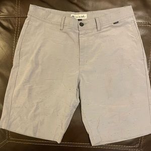 Travis Mathew men’s shorts. Size 34